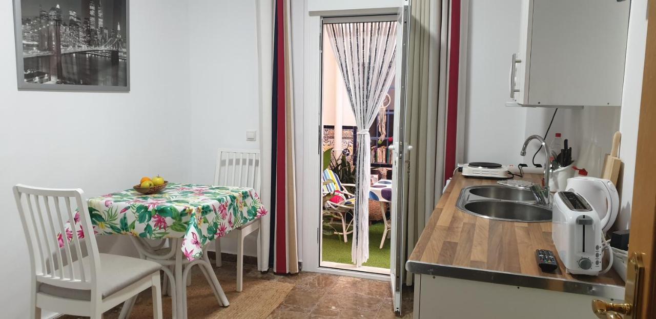 Bed and Breakfast Casa Amelia à Roquetas de Mar Extérieur photo
